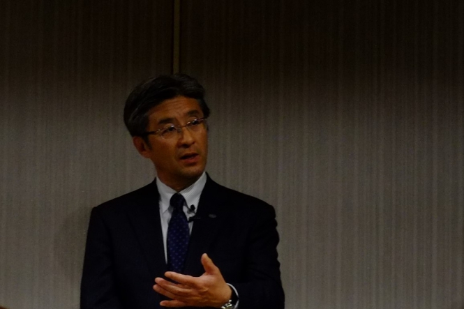 インテルの鈴木国正社長